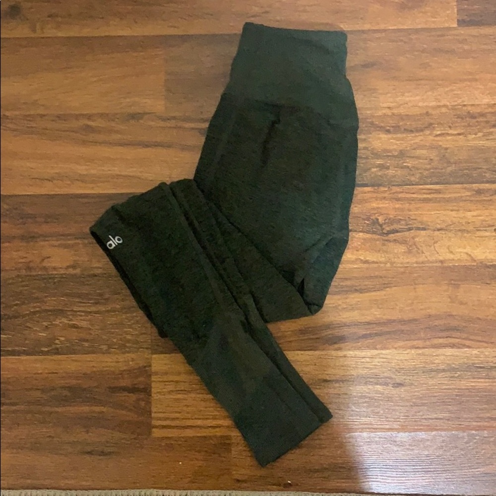 alo yoga soft legging - EUC